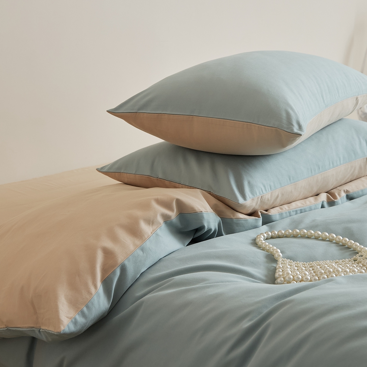 91家纺网 家纺一手货源 找家纺 禾时 2025新款A类全棉纯棉贡缎磨毛双拼色四件套 蓝黛