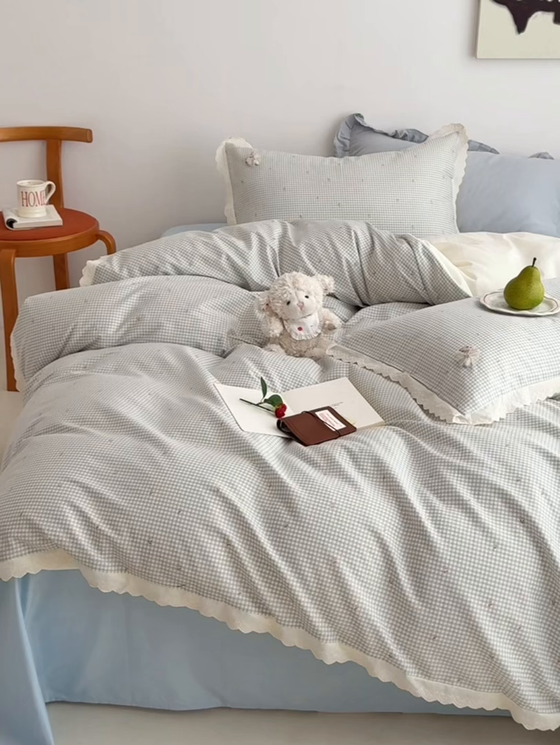 91家纺网 家纺一手货源 找家纺 （总）女子家纺 2025新款全棉韩版少女心格子蕾丝花边四件套（西西庄园）