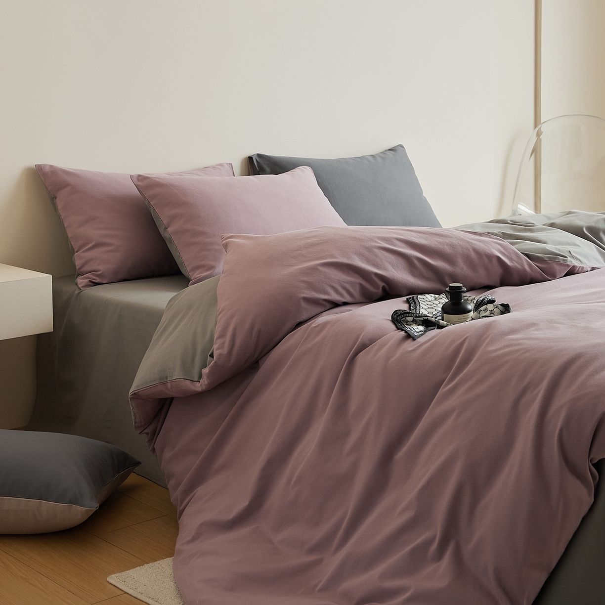 91家纺网 家纺一手货源 找家纺 禾时 2025新款A类全棉纯棉贡缎磨毛双拼色四件套 紫调