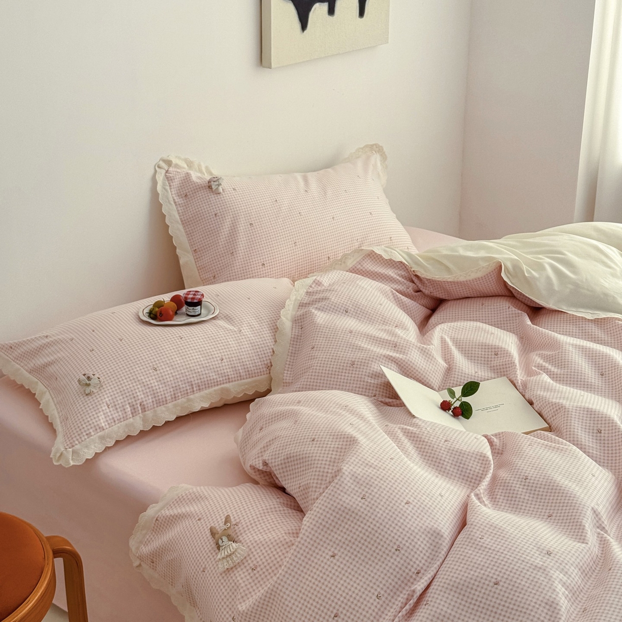 91家纺网 家纺一手货源 找家纺 （总）女子家纺 2025新款全棉韩版少女心格子蕾丝花边四件套（西西庄园）