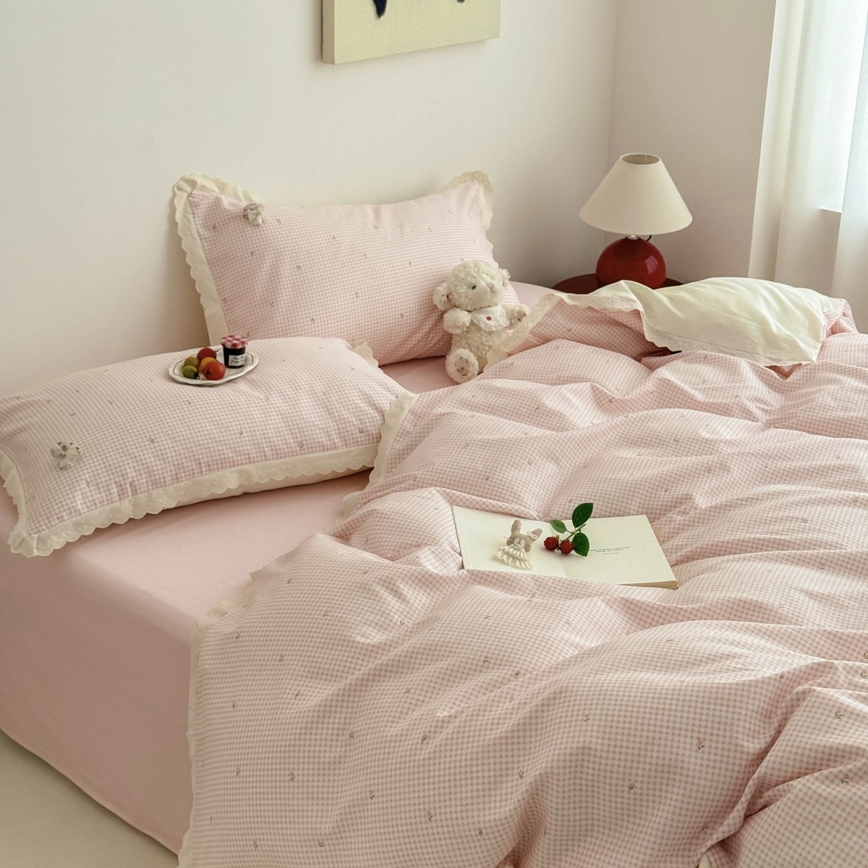 91家纺网 家纺一手货源 找家纺 （总）女子家纺 2025新款全棉韩版少女心格子蕾丝花边四件套（西西庄园）