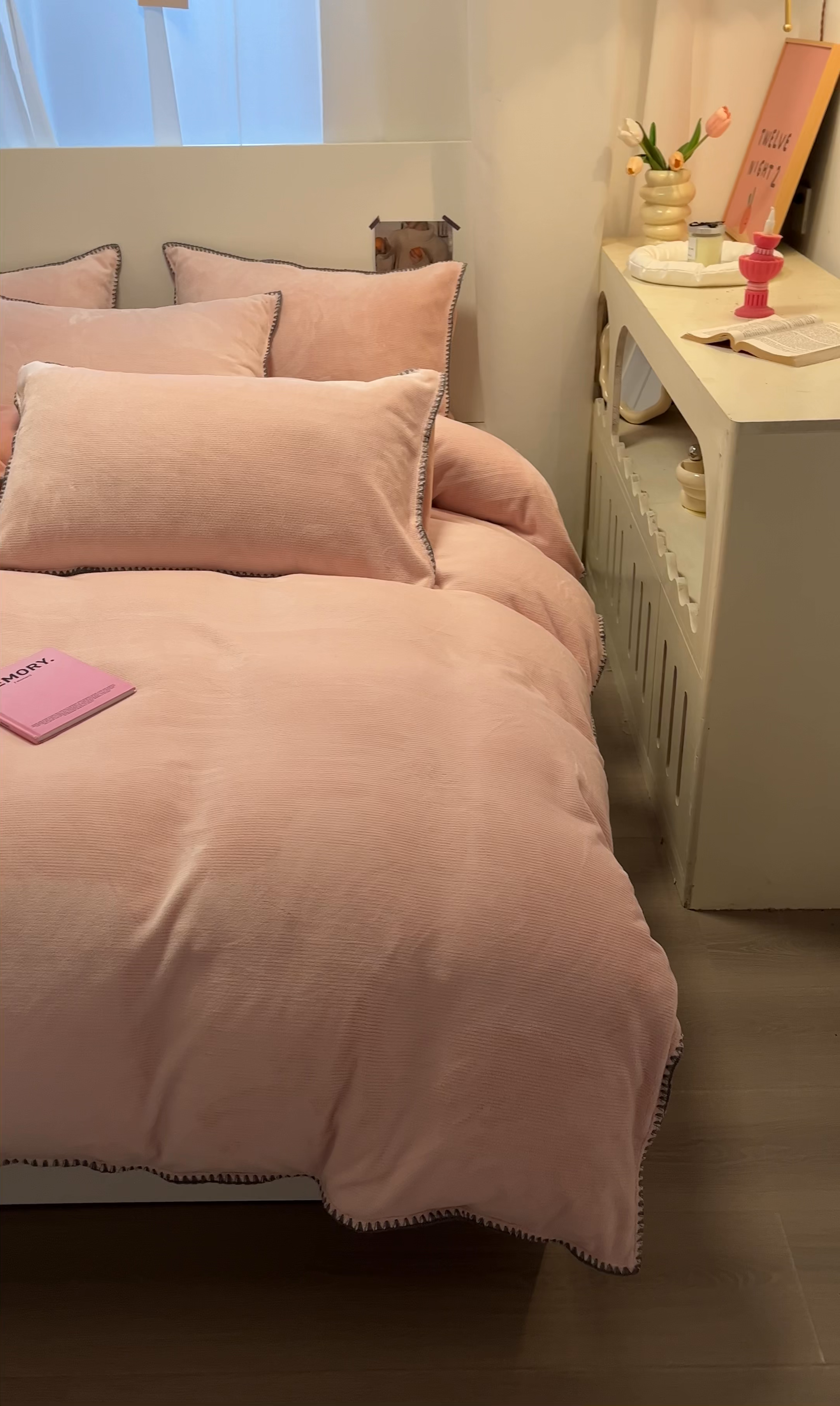 91家纺网 家纺一手货源 找家纺 ab家纺 2025新款贝壳边消光牛奶绒四件套 浅粉