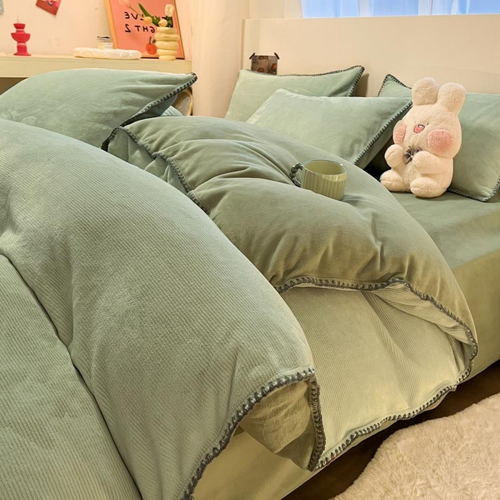 91家纺网 家纺一手货源 找家纺 ab家纺 2025新款贝壳边消光牛奶绒四件套 浅绿