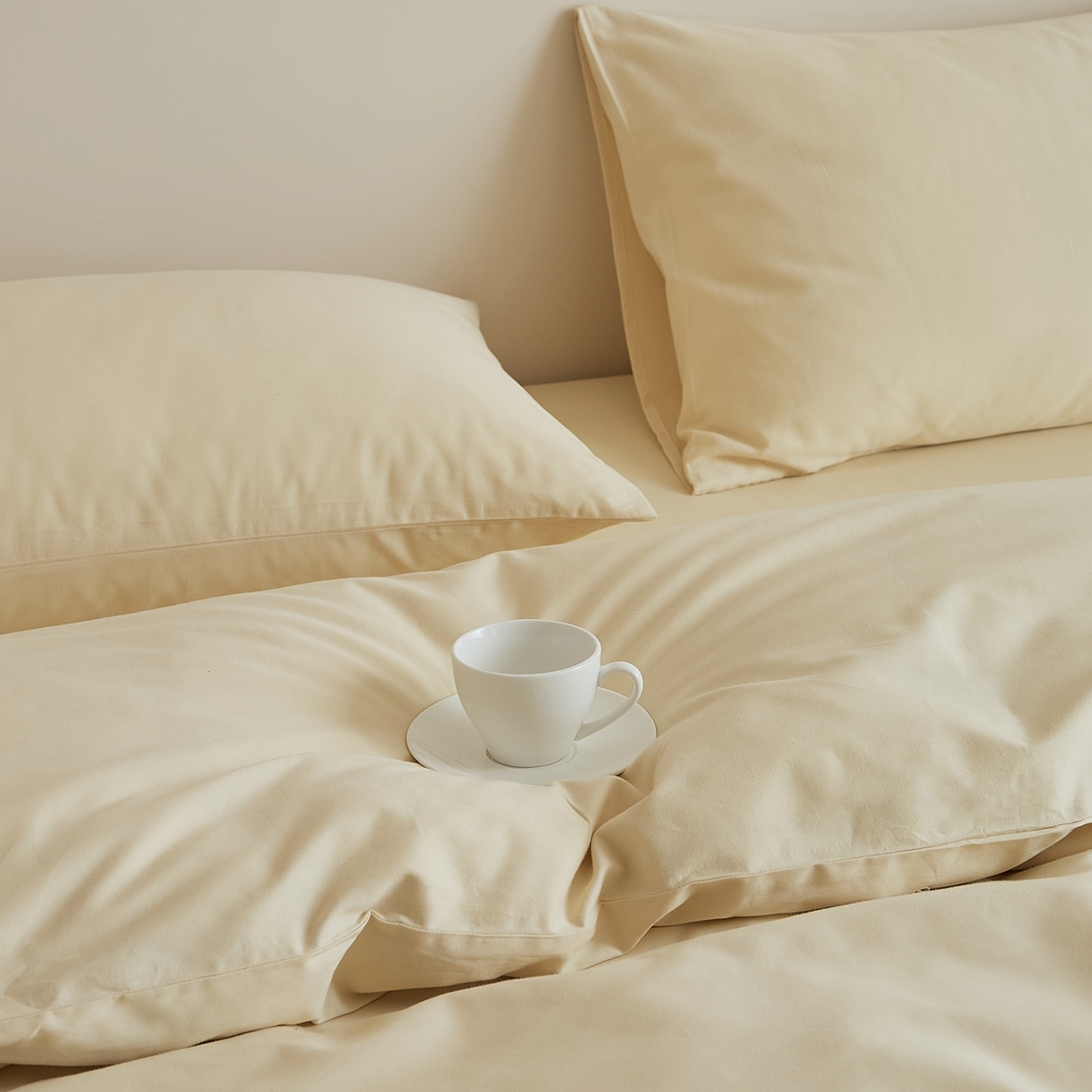 91家纺网 家纺一手货源 找家纺 禾时 2025新款A类全棉纯棉贡缎磨毛双拼色四件套 奶昔