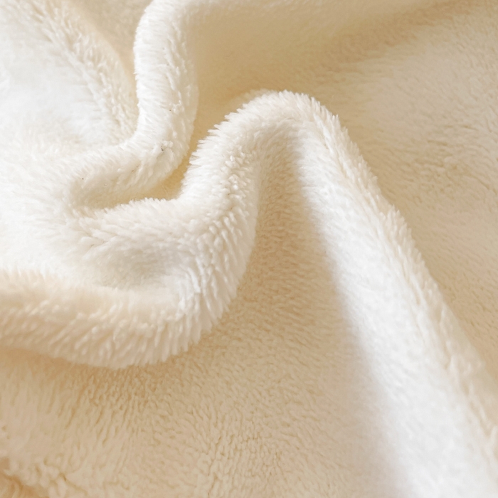 91家纺网 家纺一手货源 找家纺 ab家纺 2025新款高克重牛奶绒四件套-初恋 初恋米月白