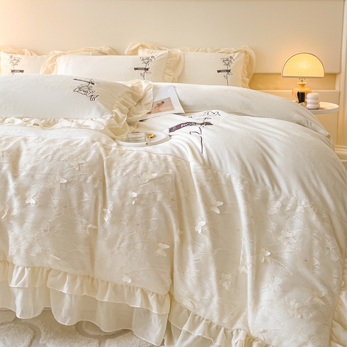 91家纺网 家纺一手货源 找家纺 ab家纺 2025新款高克重牛奶绒四件套-初恋 初恋米月白