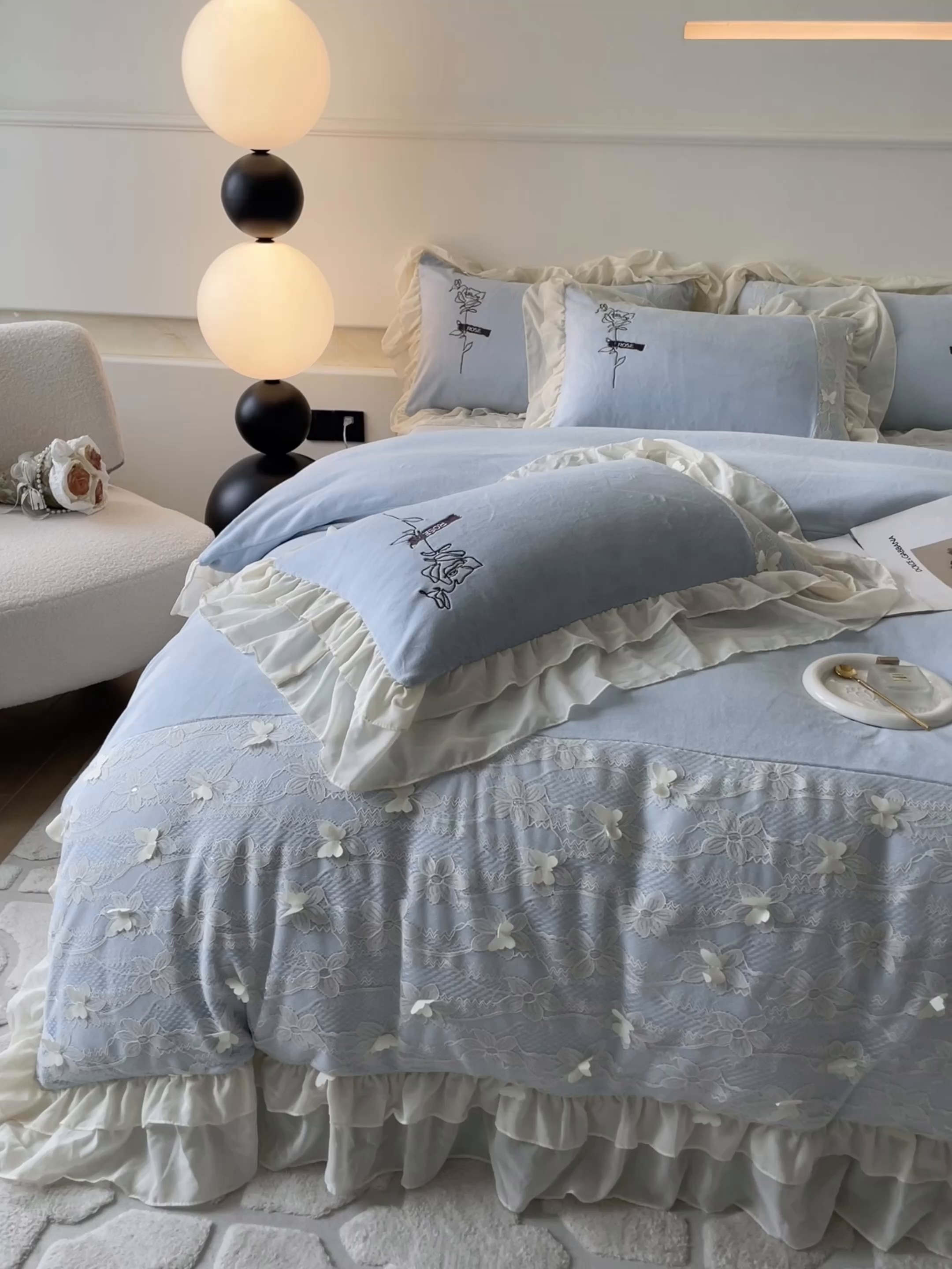 91家纺网 家纺一手货源 找家纺 ab家纺 2025新款高克重牛奶绒四件套-初恋 初恋梦幻蓝