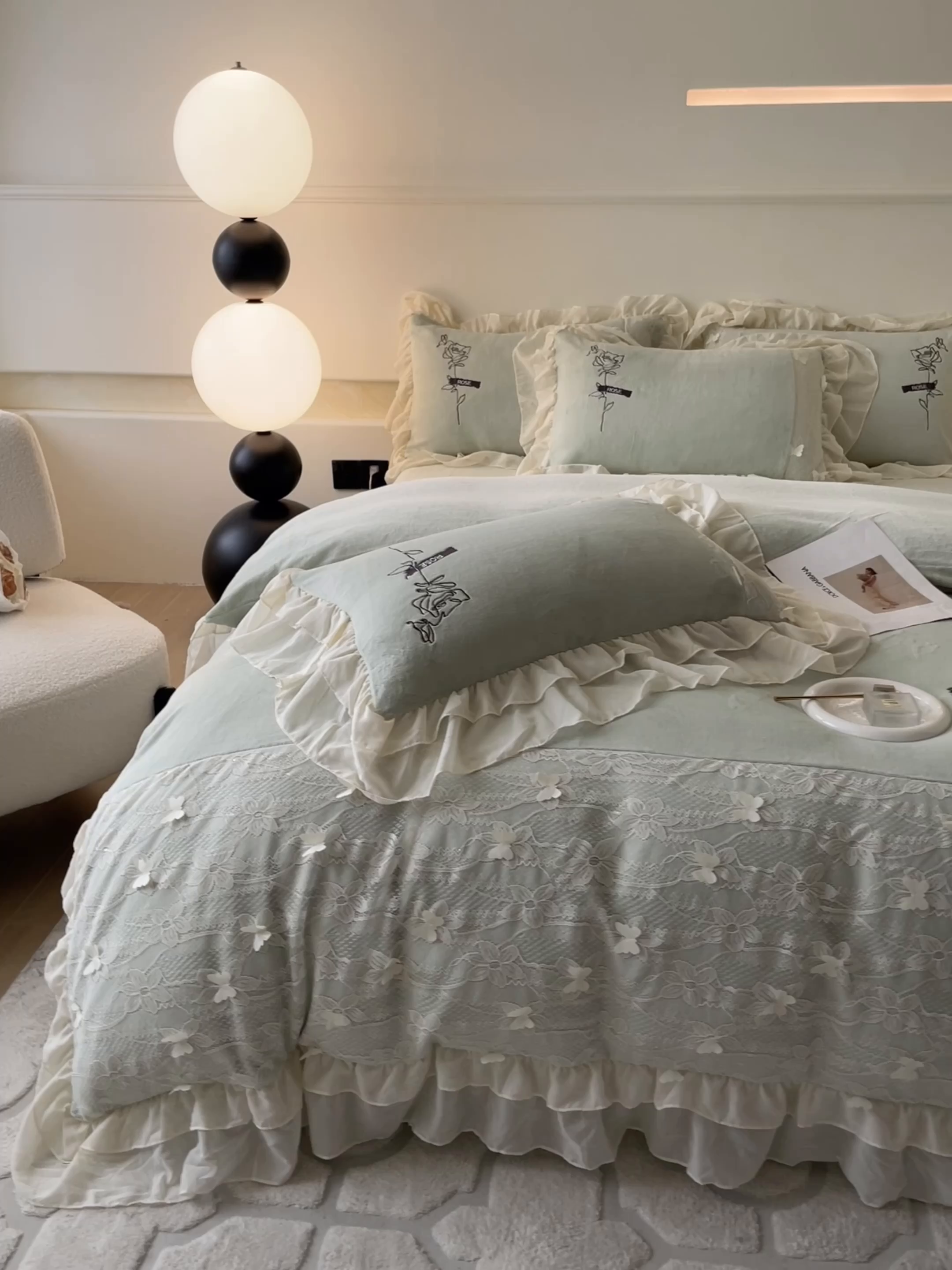 91家纺网 家纺一手货源 找家纺 ab家纺 2025新款高克重牛奶绒四件套-初恋 初恋嫩绿