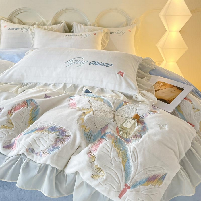 91家纺网 家纺一手货源 找家纺 （总）ab家纺 2025新款厚实保暖牛奶绒四件套-碟鸢