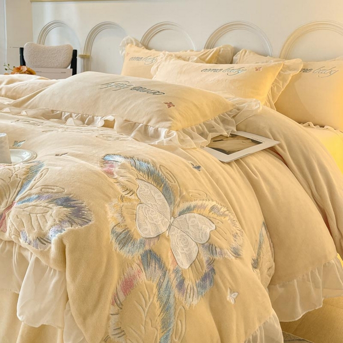 91家纺网 家纺一手货源 找家纺 （总）ab家纺 2025新款厚实保暖牛奶绒四件套-碟鸢