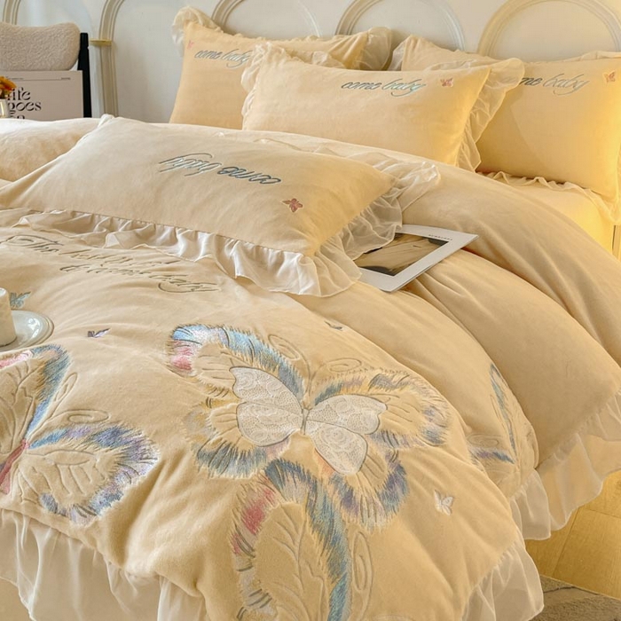 91家纺网 家纺一手货源 找家纺 ab家纺 2025新款厚实保暖牛奶绒四件套-碟鸢 碟鸢-黄色