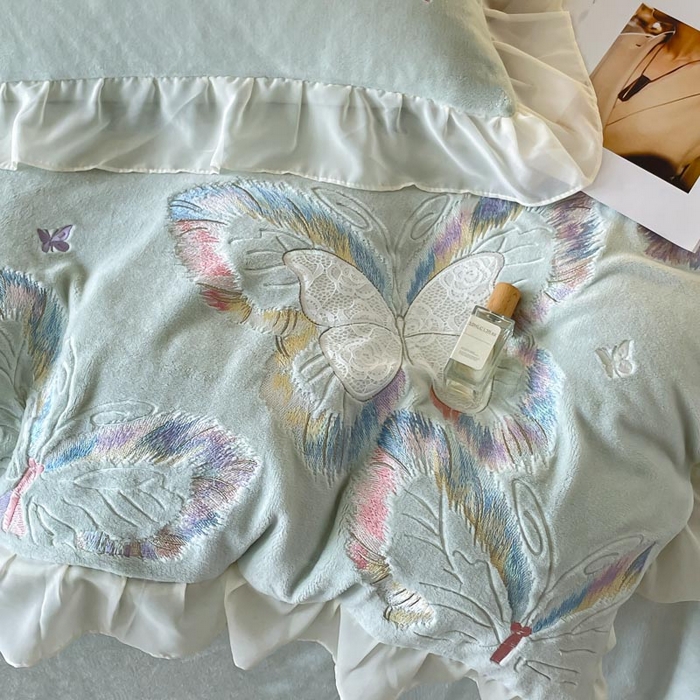 91家纺网 家纺一手货源 找家纺 ab家纺 2025新款厚实保暖牛奶绒四件套-碟鸢 碟鸢 -绿