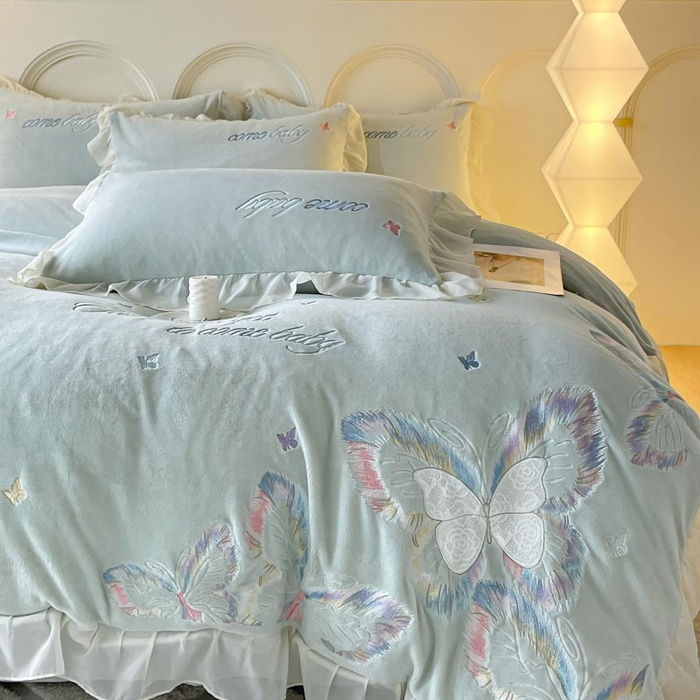 91家纺网 家纺一手货源 找家纺 ab家纺 2025新款厚实保暖牛奶绒四件套-碟鸢 碟鸢 -绿