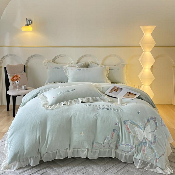 91家纺网 家纺一手货源 找家纺 ab家纺 2025新款厚实保暖牛奶绒四件套-碟鸢 碟鸢 -绿