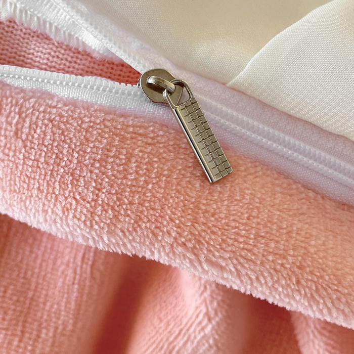 91家纺网 家纺一手货源 找家纺 ab家纺 2025新款厚实保暖牛奶绒四件套-碟鸢 碟鸢-白粉