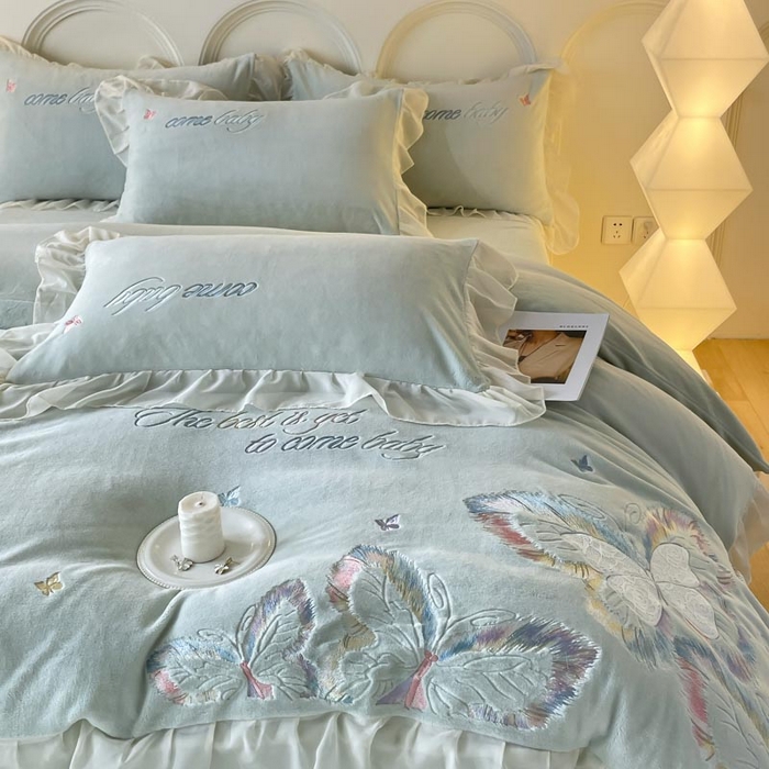 91家纺网 家纺一手货源 找家纺 ab家纺 2025新款厚实保暖牛奶绒四件套-碟鸢 碟鸢 -绿