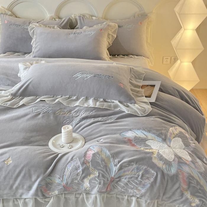 91家纺网 家纺一手货源 找家纺 ab家纺 2025新款厚实保暖牛奶绒四件套-碟鸢 碟鸢-灰