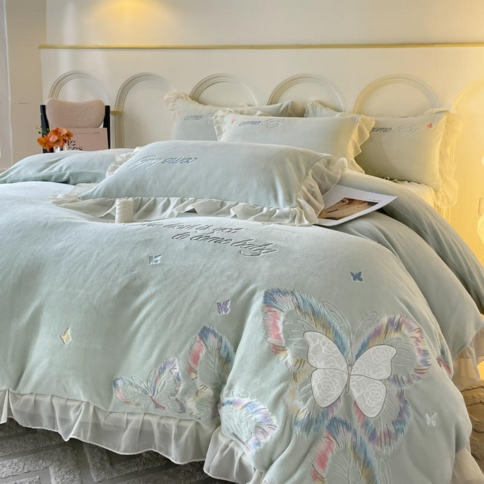 91家纺网 家纺一手货源 找家纺 ab家纺 2025新款厚实保暖牛奶绒四件套-碟鸢 碟鸢 -绿