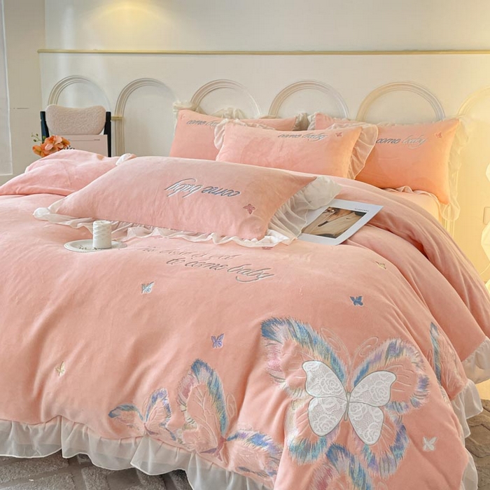 91家纺网 家纺一手货源 找家纺 ab家纺 2025新款厚实保暖牛奶绒四件套-碟鸢 碟鸢-玉色