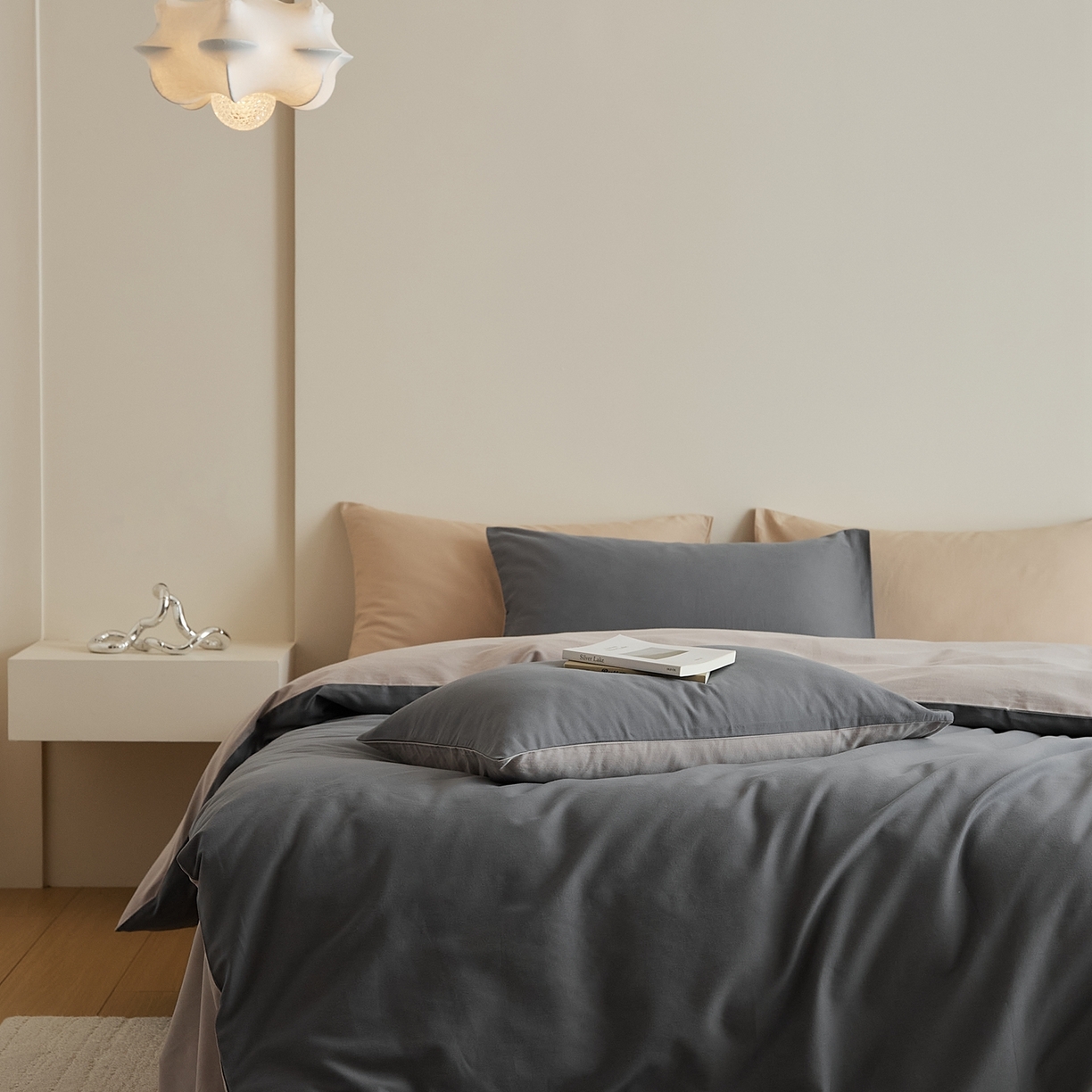 91家纺网 家纺一手货源 找家纺 禾时 2025新款A类全棉纯棉贡缎磨毛双拼色四件套 钛苏