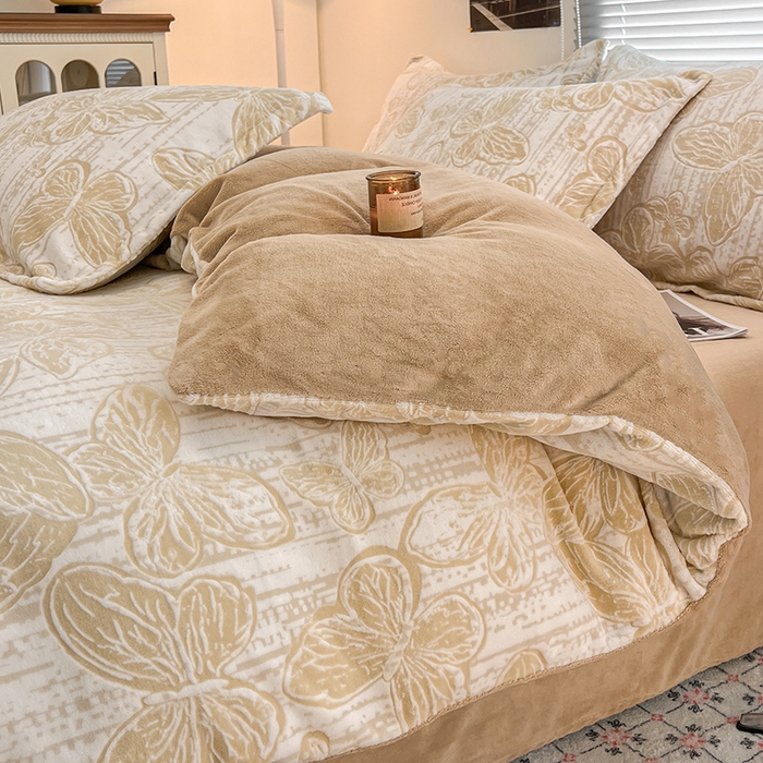 91家纺网 家纺一手货源 找家纺 倾慕家纺 2026新款舒适保暖立体浮雕绒系列单被套 蝴蝶流苏米