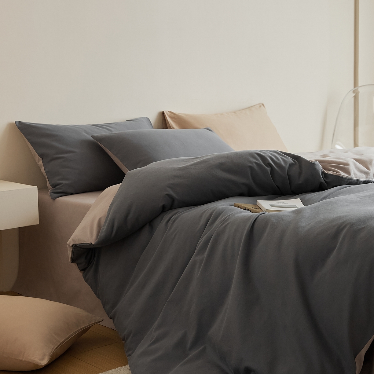 91家纺网 家纺一手货源 找家纺 禾时 2025新款A类全棉纯棉贡缎磨毛双拼色四件套 钛苏