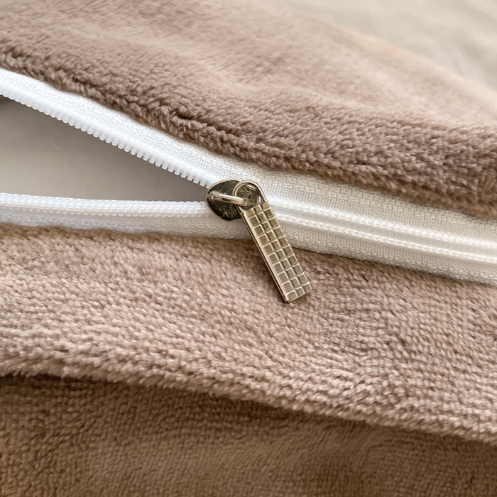 91家纺网 家纺一手货源 找家纺 ab家纺 2025新款字母绣花牛奶绒四件套-都市生活 都市生活柯蓝灰咖