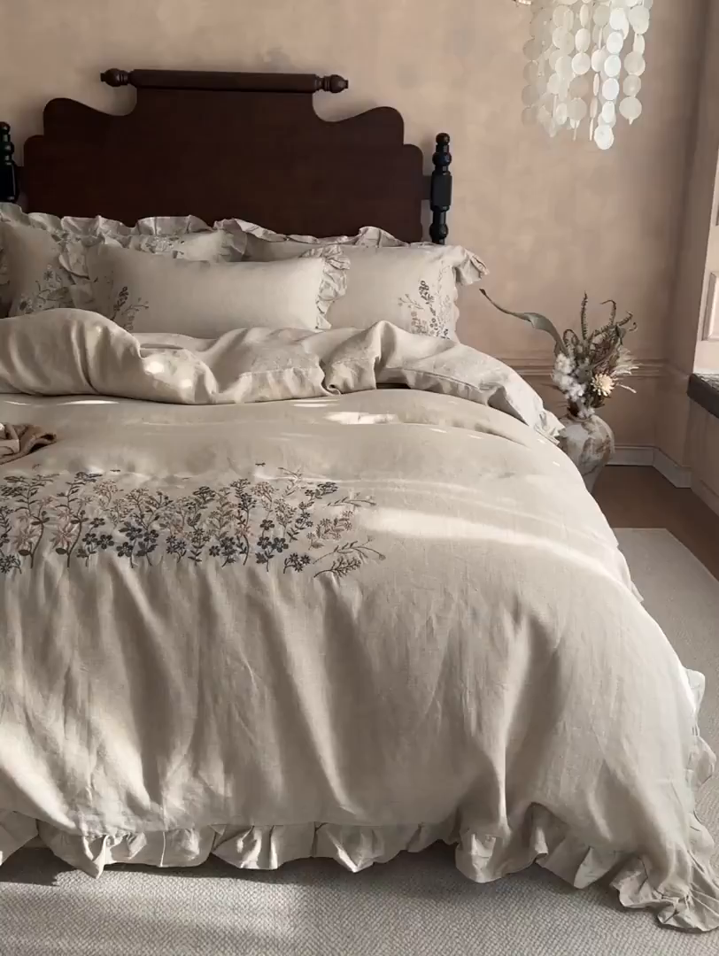 91家纺网 家纺一手货源 找家纺 安莱生活 2025新款百分百纯亚麻重工艺刺绣四件套 千寻-雨露