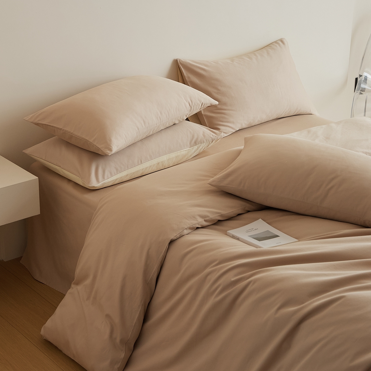 91家纺网 家纺一手货源 找家纺 禾时 2025新款A类全棉纯棉贡缎磨毛双拼色四件套 鱼肚