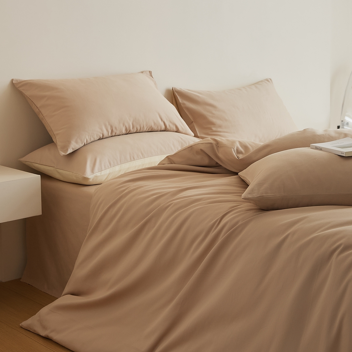 91家纺网 家纺一手货源 找家纺 禾时 2025新款A类全棉纯棉贡缎磨毛双拼色四件套 鱼肚