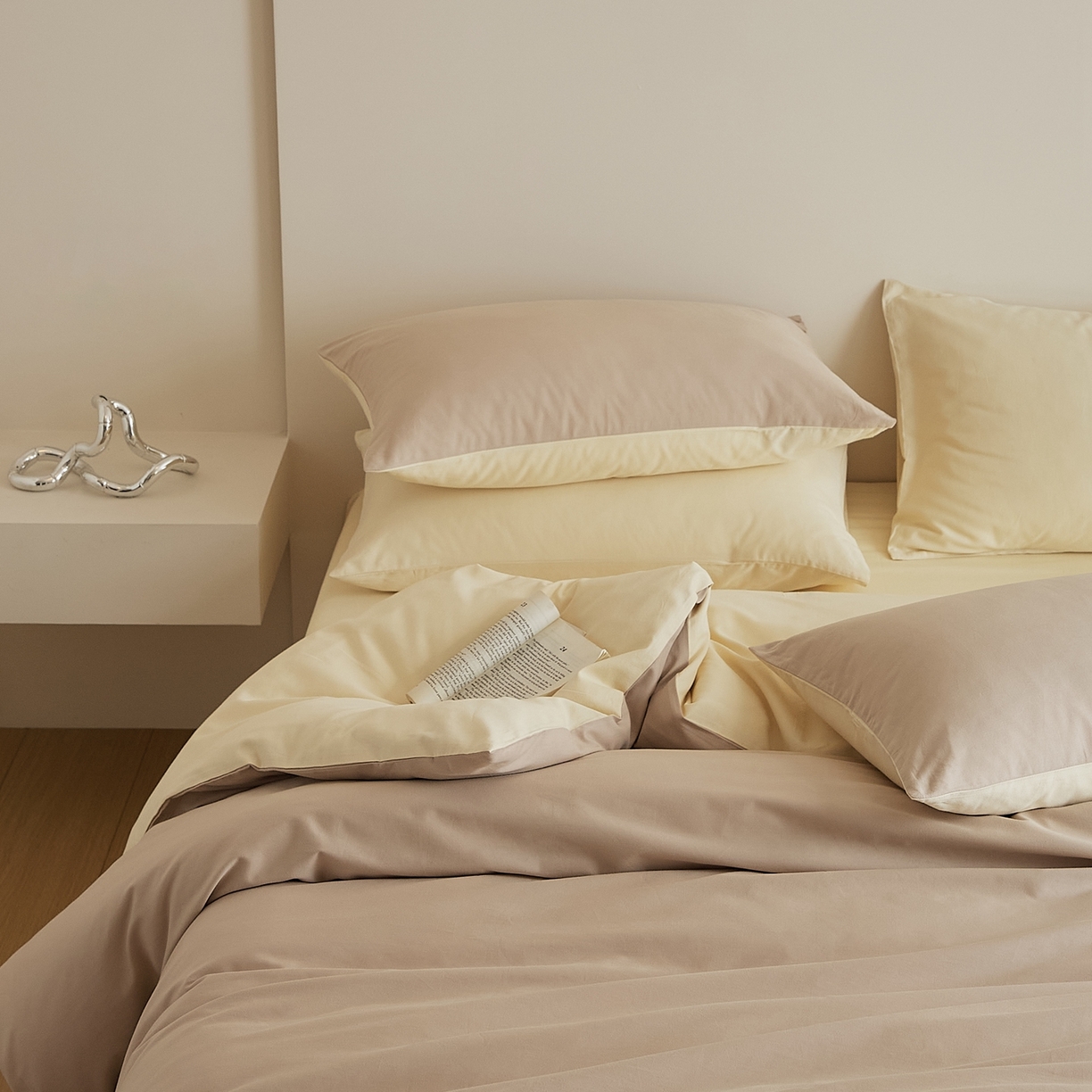 91家纺网 家纺一手货源 找家纺 禾时 2025新款A类全棉纯棉贡缎磨毛双拼色四件套 鱼月