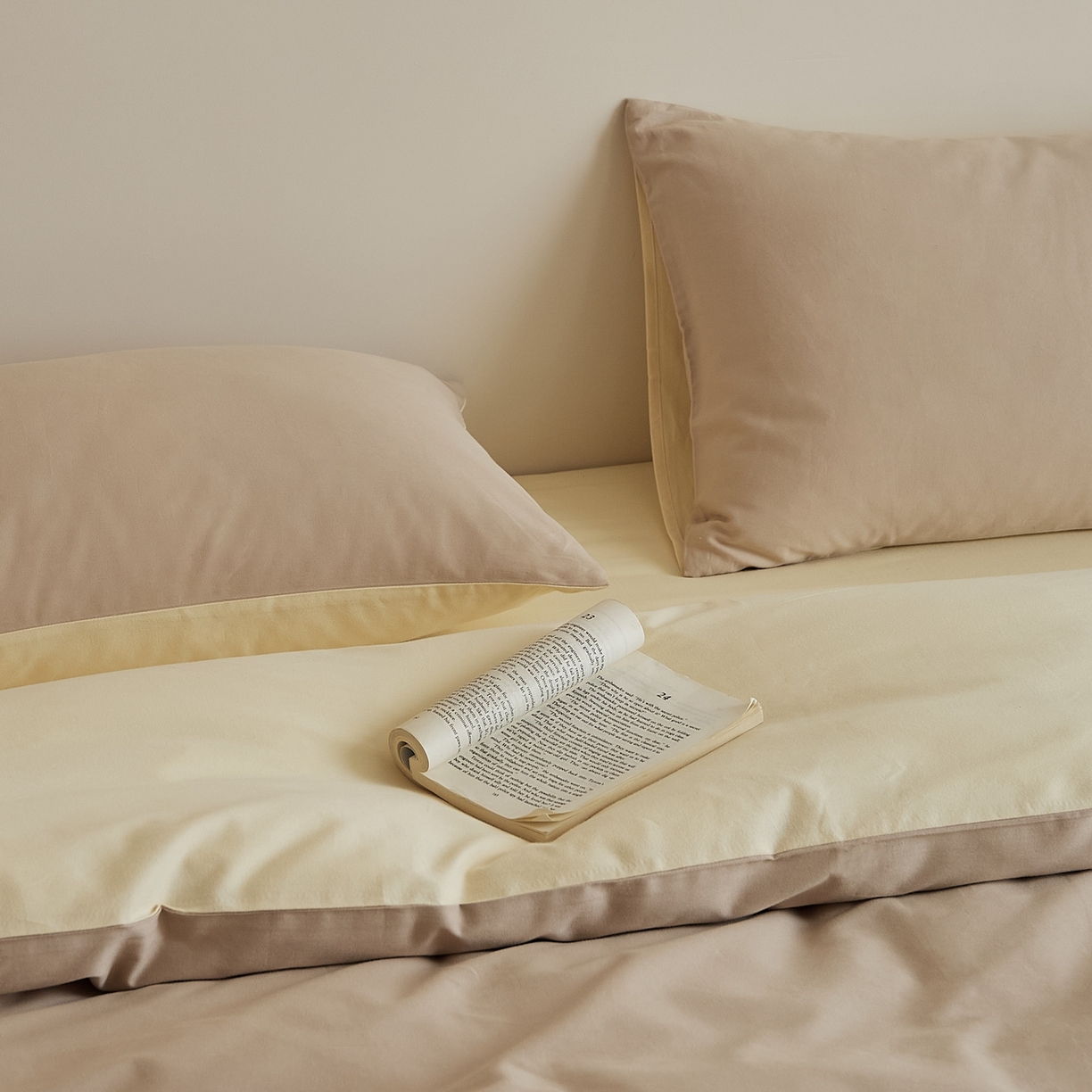 91家纺网 家纺一手货源 找家纺 禾时 2025新款A类全棉纯棉贡缎磨毛双拼色四件套 鱼月