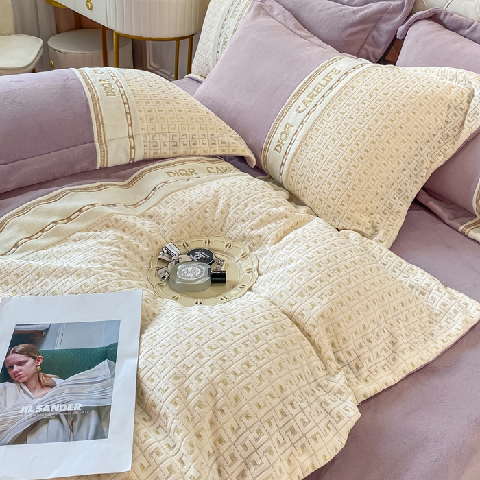 91家纺网 家纺一手货源 找家纺 ab家纺 2025新款邂逅高克重牛奶绒四件套 邂逅香芋紫