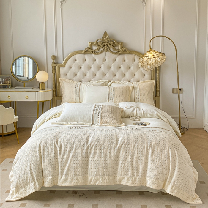 91家纺网 家纺一手货源 找家纺 ab家纺 2025新款邂逅高克重牛奶绒四件套 邂逅米月白