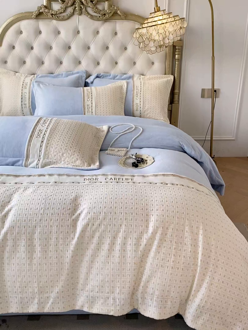 91家纺网 家纺一手货源 找家纺 （总）ab家纺 2025新款邂逅高克重牛奶绒四件套