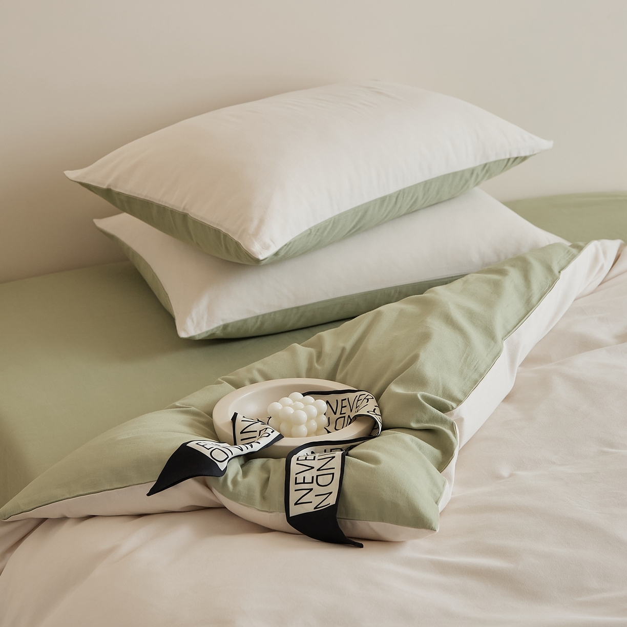 91家纺网 家纺一手货源 找家纺 禾时 2025新款A类全棉纯棉贡缎磨毛双拼色四件套 玉林