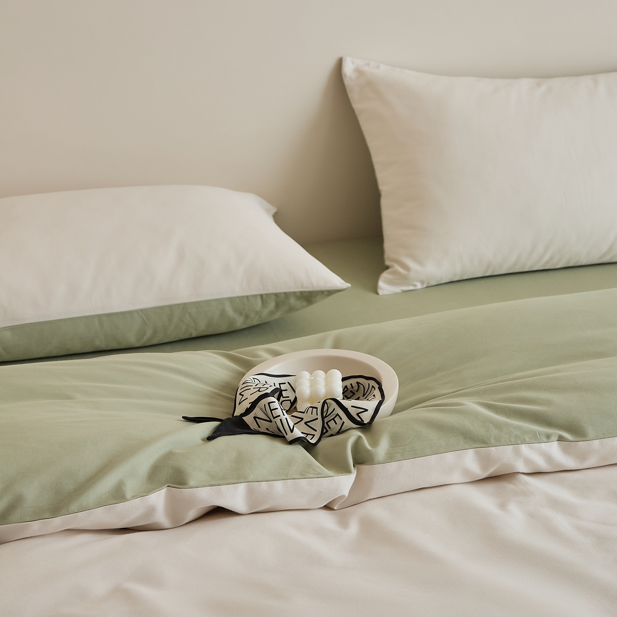 91家纺网 家纺一手货源 找家纺 禾时 2025新款A类全棉纯棉贡缎磨毛双拼色四件套 玉林