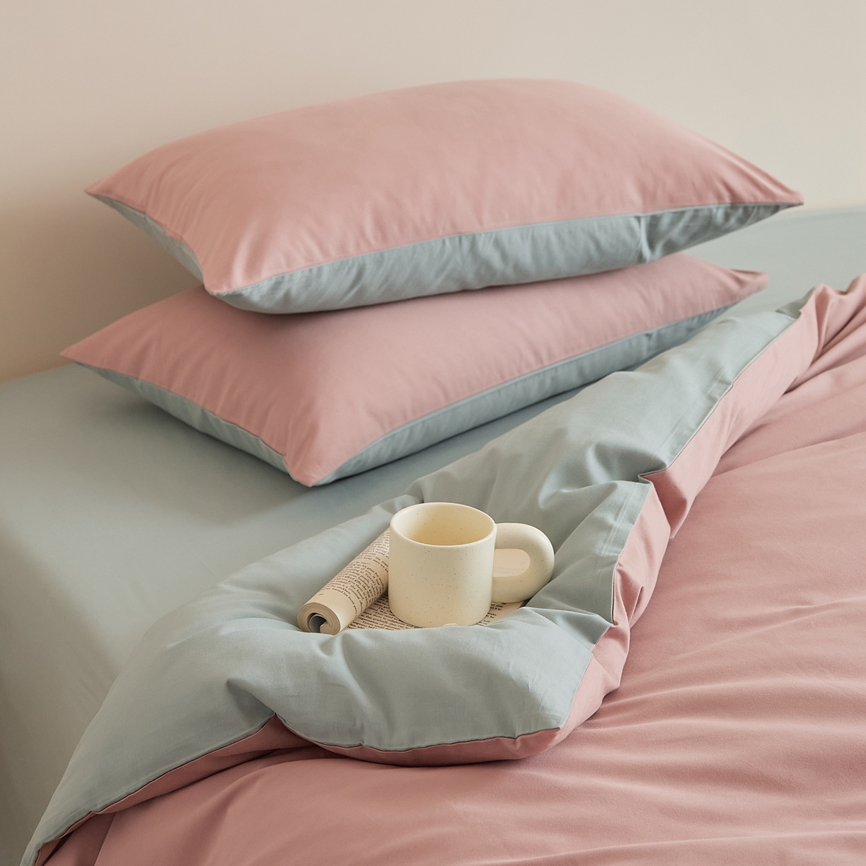 91家纺网 家纺一手货源 找家纺 禾时 2025新款A类全棉纯棉贡缎磨毛双拼色四件套 紫黛