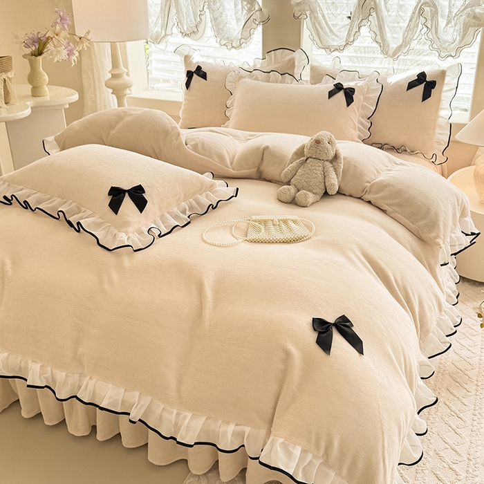 91家纺网 家纺一手货源 找家纺 莉莉安家纺 2025新款牛奶绒床裙四件套-潘多拉系列 潘多拉-白