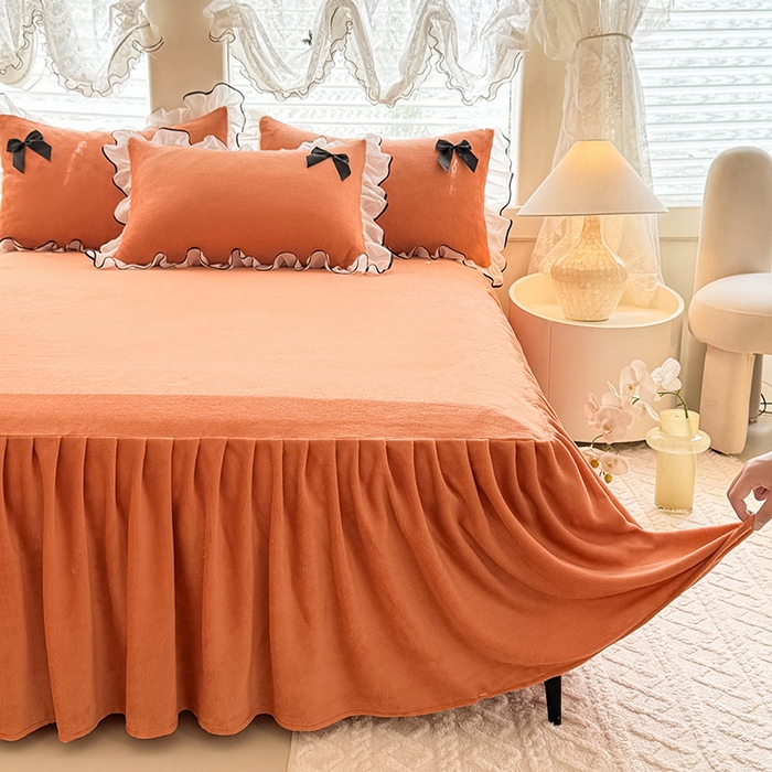 91家纺网 家纺一手货源 找家纺 莉莉安家纺 2025新款牛奶绒床裙四件套-潘多拉系列 潘多拉-橙