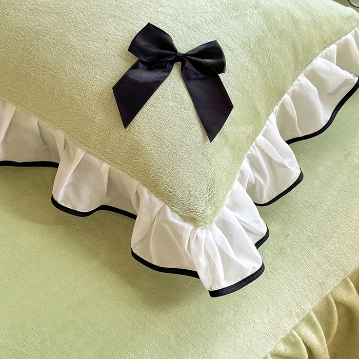 91家纺网 家纺一手货源 找家纺 莉莉安家纺 2025新款牛奶绒床裙四件套-潘多拉系列 潘多拉-绿