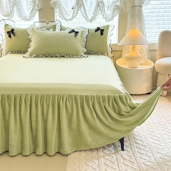 91家纺网 家纺一手货源 找家纺 莉莉安家纺 2025新款牛奶绒床裙四件套-潘多拉系列 潘多拉-绿