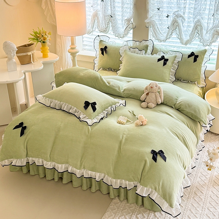 91家纺网 家纺一手货源 找家纺 莉莉安家纺 2025新款牛奶绒床裙四件套-潘多拉系列 潘多拉-绿