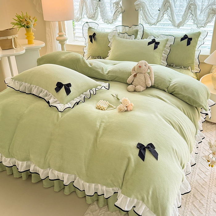 91家纺网 家纺一手货源 找家纺 莉莉安家纺 2025新款牛奶绒床裙四件套-潘多拉系列 潘多拉-绿