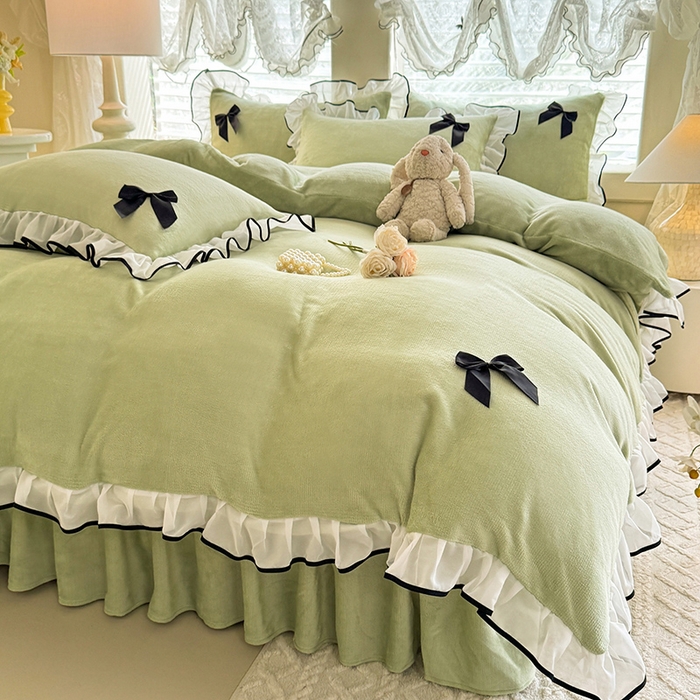 91家纺网 家纺一手货源 找家纺 莉莉安家纺 2025新款牛奶绒床裙四件套-潘多拉系列 潘多拉-绿