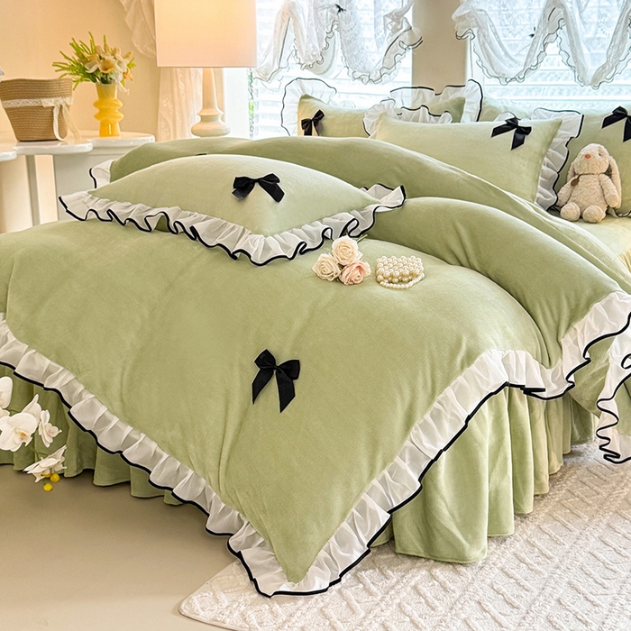 91家纺网 家纺一手货源 找家纺 莉莉安家纺 2025新款牛奶绒床裙四件套-潘多拉系列 潘多拉-绿