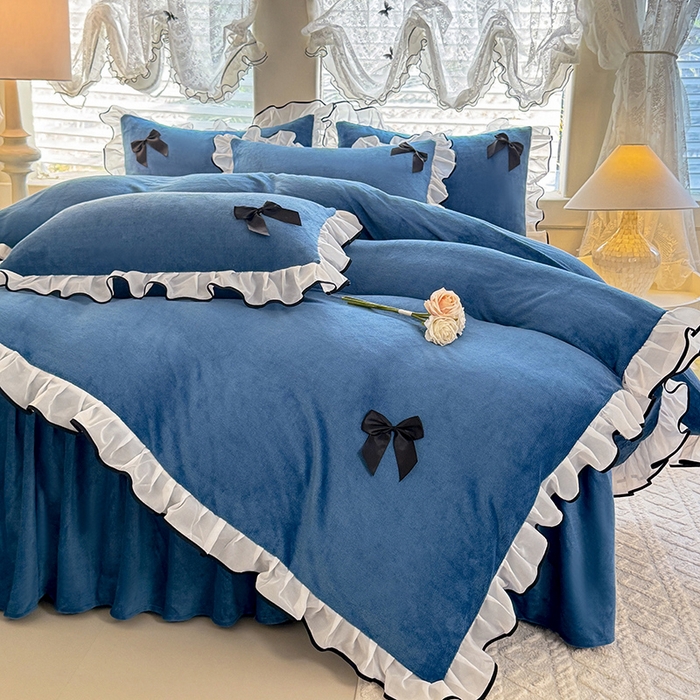 91家纺网 家纺一手货源 找家纺 莉莉安家纺 2025新款牛奶绒床裙四件套-潘多拉系列 潘多拉-深蓝