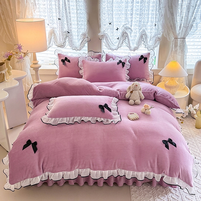 91家纺网 家纺一手货源 找家纺 莉莉安家纺 2025新款牛奶绒床裙四件套-潘多拉系列 潘多拉-紫