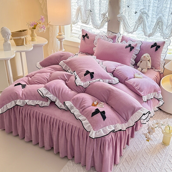 91家纺网 家纺一手货源 找家纺 莉莉安家纺 2025新款牛奶绒床裙四件套-潘多拉系列 潘多拉-紫