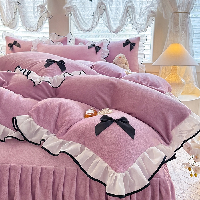 91家纺网 家纺一手货源 找家纺 莉莉安家纺 2025新款牛奶绒床裙四件套-潘多拉系列 潘多拉-紫